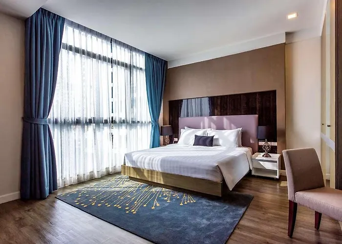 Novotel Sukhumvit 39 Hotel